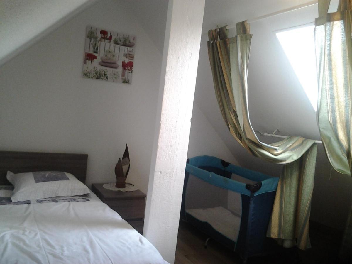 Appartement Rue Georges V - Port De La Houle Cancale Eksteriør bilde